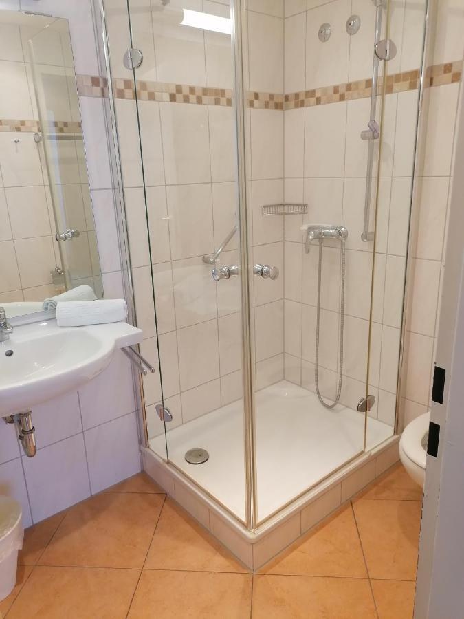 Gasthof Pension Altwirt Sachsenkam Extérieur photo